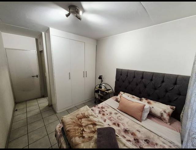 2 BEDROOM PROPERTY TO RENT IN CLUBVIEW